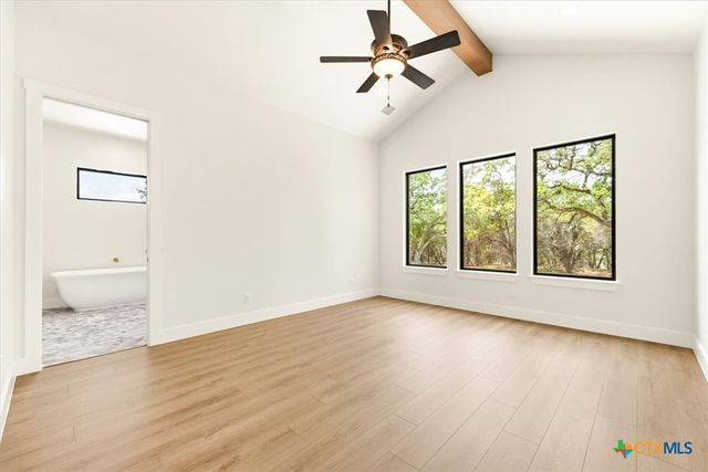 1744 Crossbow Drive, Canyon Lake, TX 78133