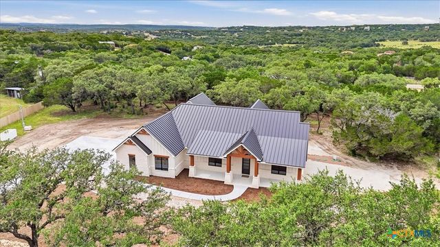 1744 Crossbow Drive, Canyon Lake, TX 78133