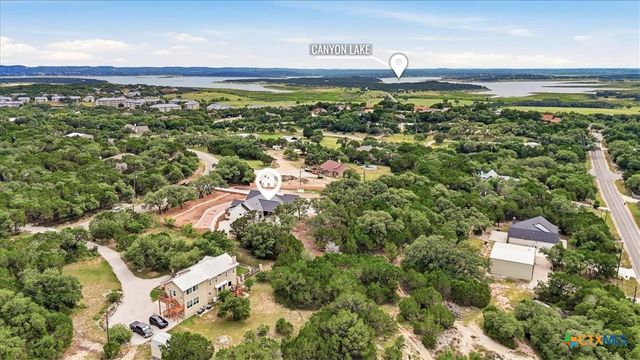 1744 Crossbow Drive, Canyon Lake, TX 78133