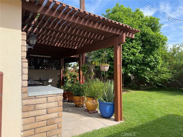 1150 N 2nd, Colton, CA 92324