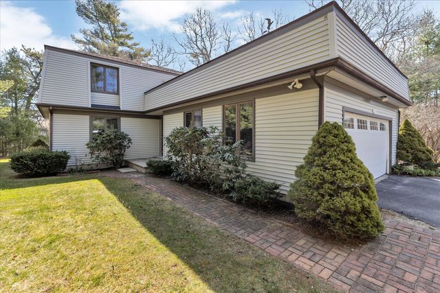 99 Captain Samadrus Road, Cotuit, MA 02635