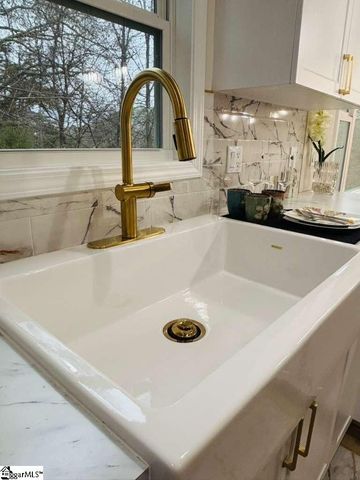 2336 Racing Road, Greer, SC 29651