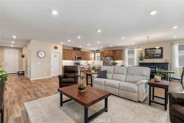 1560 Foothill, Banning, CA 92220