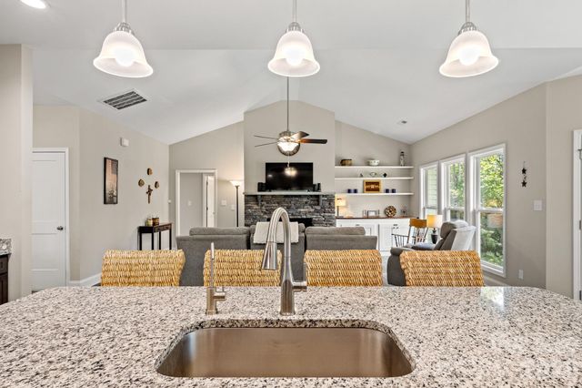 206 N Harbor Watch Drive, Statesville, NC 28677