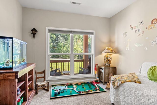 206 N Harbor Watch Drive, Statesville, NC 28677