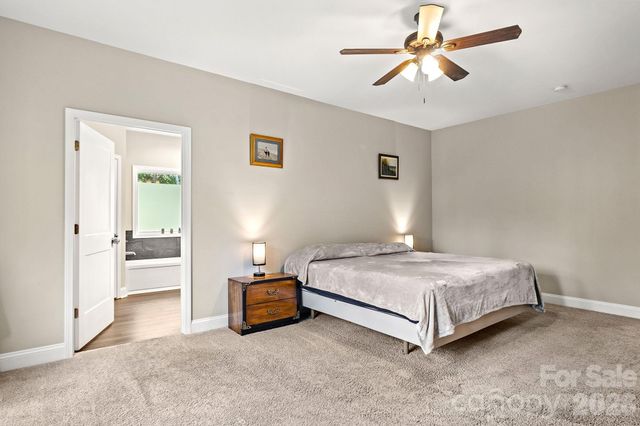 206 N Harbor Watch Drive, Statesville, NC 28677