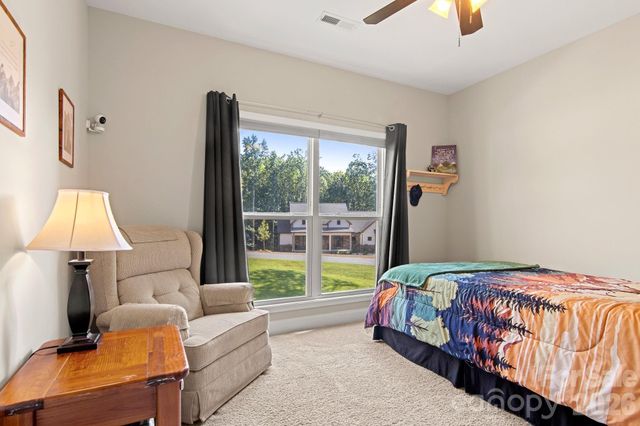 206 N Harbor Watch Drive, Statesville, NC 28677