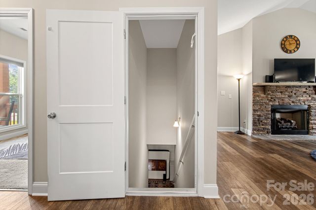 206 N Harbor Watch Drive, Statesville, NC 28677