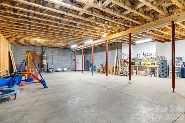 206 N Harbor Watch Drive, Statesville, NC 28677