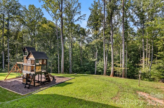 206 N Harbor Watch Drive, Statesville, NC 28677