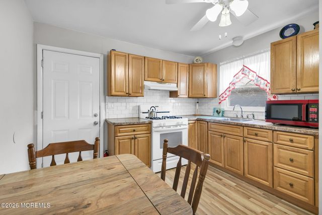 21 Saint Marks Place, Keansburg, NJ 07734