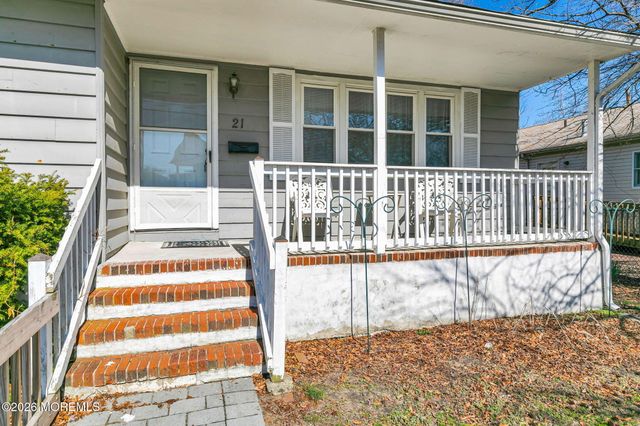 21 Saint Marks Place, Keansburg, NJ 07734