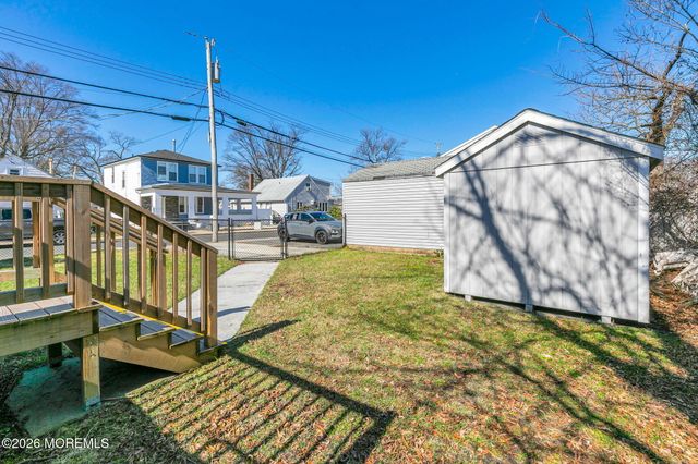 21 Saint Marks Place, Keansburg, NJ 07734