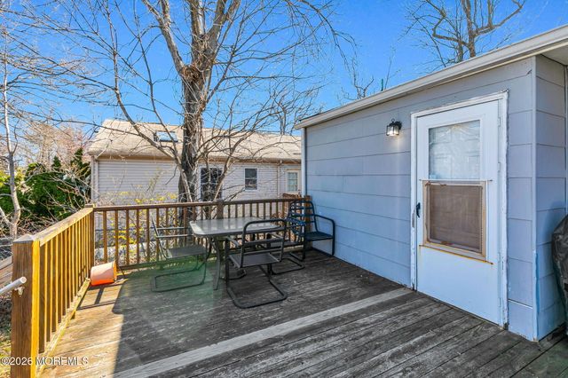 21 Saint Marks Place, Keansburg, NJ 07734