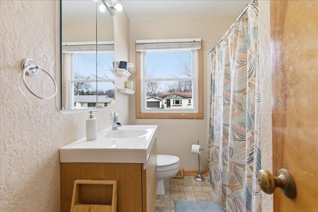 2109 Victory Drive, Cedar Falls, IA 50613