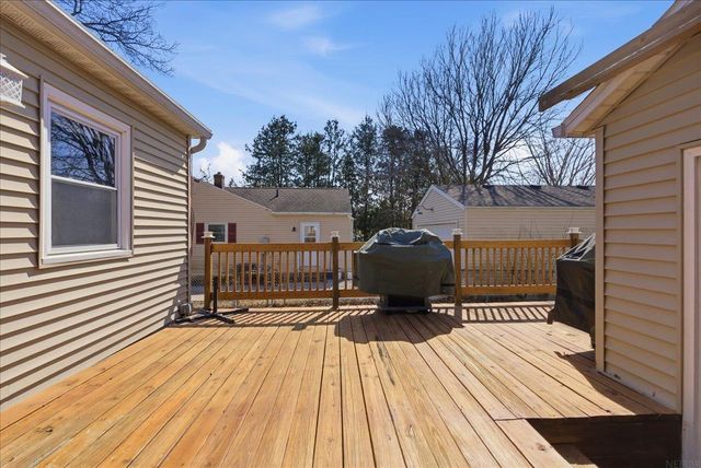 2109 Victory Drive, Cedar Falls, IA 50613