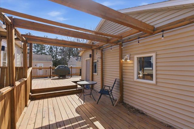 2109 Victory Drive, Cedar Falls, IA 50613