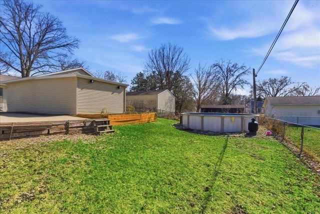 2109 Victory Drive, Cedar Falls, IA 50613