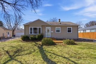 2109 Victory Drive, Cedar Falls, IA 50613