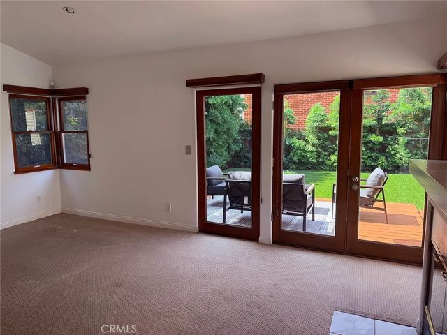 1023 S Stanley Avenue, Los Angeles, CA 90019