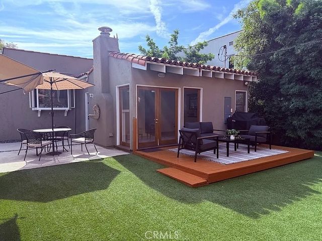 1023 S Stanley Avenue, Los Angeles, CA 90019