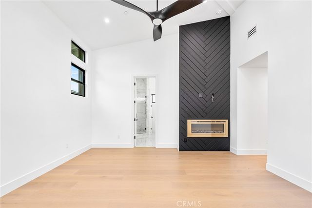 110 S Irena Avenue A, Redondo Beach, CA 90277