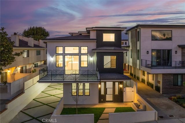 110 S Irena Avenue A, Redondo Beach, CA 90277