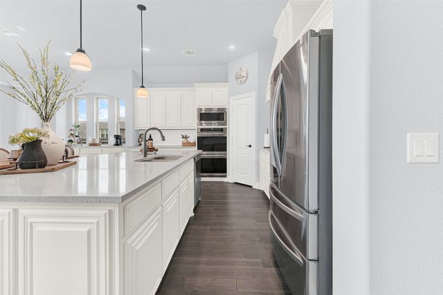 2413 Turning Leaf Lane, Midlothian, TX 76065
