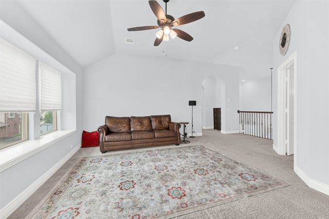 2413 Turning Leaf Lane, Midlothian, TX 76065
