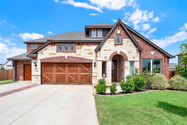 2413 Turning Leaf Lane, Midlothian, TX 76065