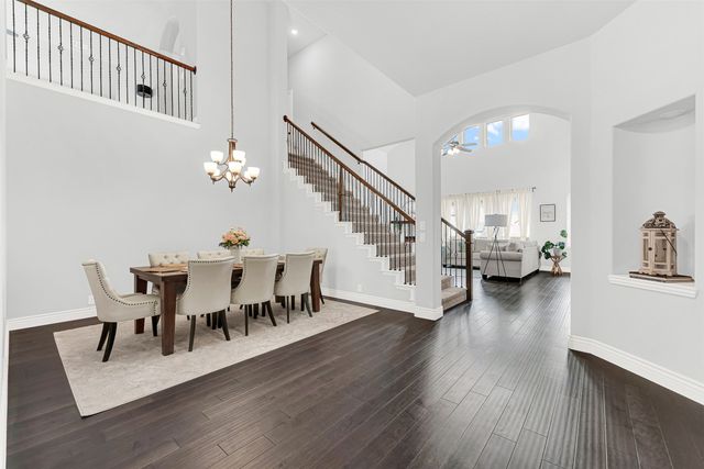 2413 Turning Leaf Lane, Midlothian, TX 76065
