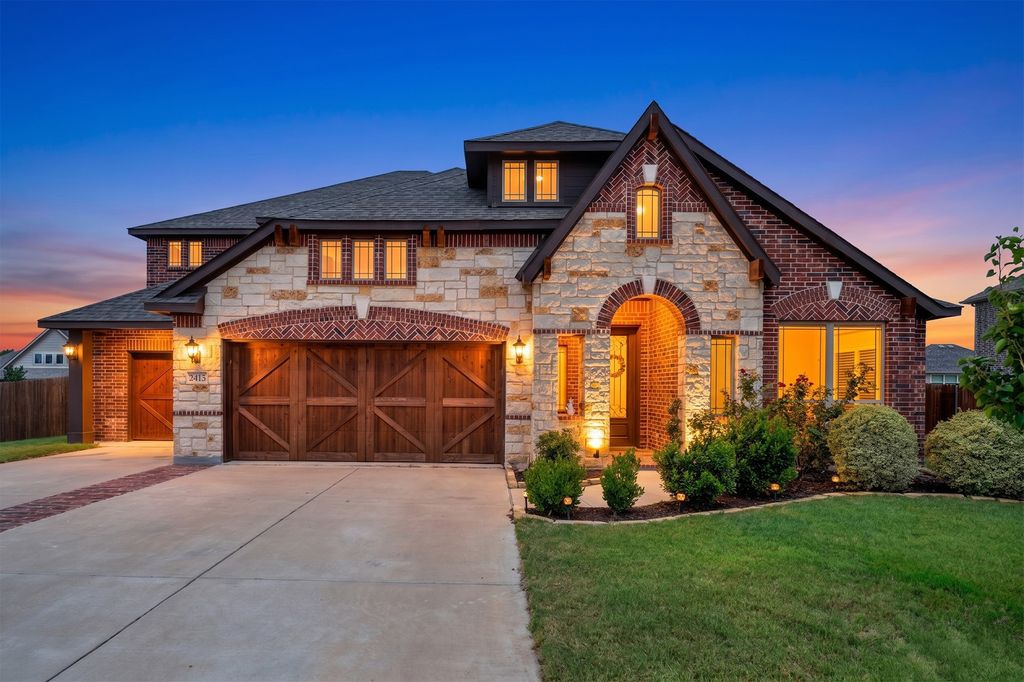 2413 Turning Leaf Lane, Midlothian, TX 76065