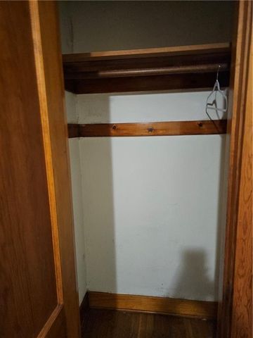 710 Pottawatomie Street, Hiawatha, KS 66434