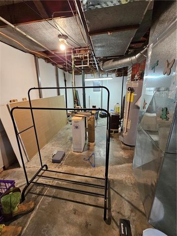 710 Pottawatomie Street, Hiawatha, KS 66434