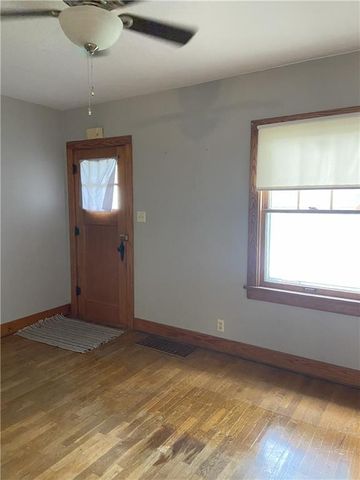 710 Pottawatomie Street, Hiawatha, KS 66434