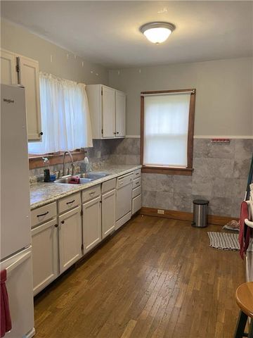 710 Pottawatomie Street, Hiawatha, KS 66434