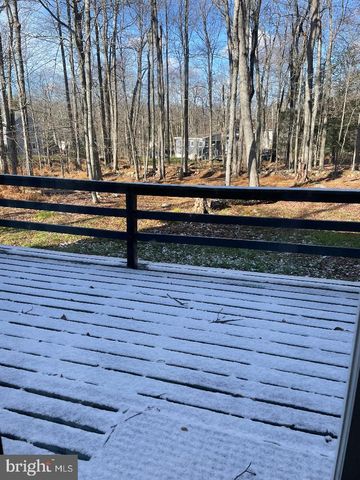 5116 IROQUOIS ST, Tobyhanna, PA 18466