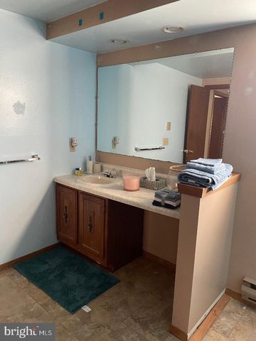 5116 IROQUOIS ST, Tobyhanna, PA 18466