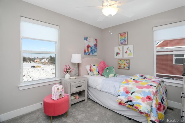 822 Huntley Lane, Troy, MI 48085