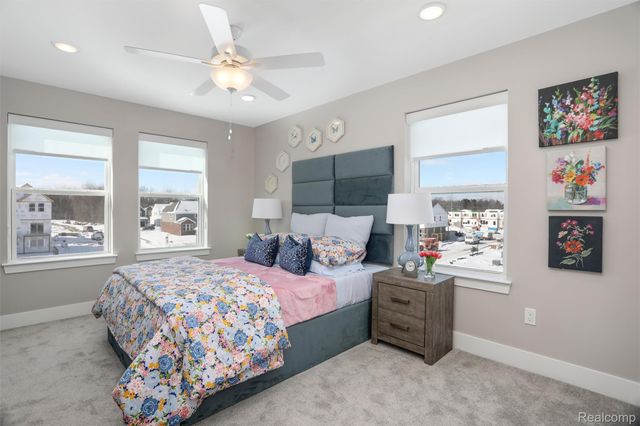 822 Huntley Lane, Troy, MI 48085