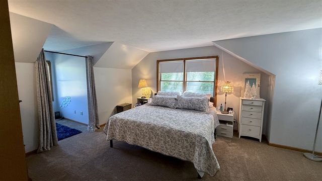 12637 Lakeshore Drive, Grand Haven, MI 49417