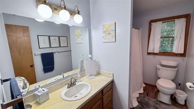 12637 Lakeshore Drive, Grand Haven, MI 49417