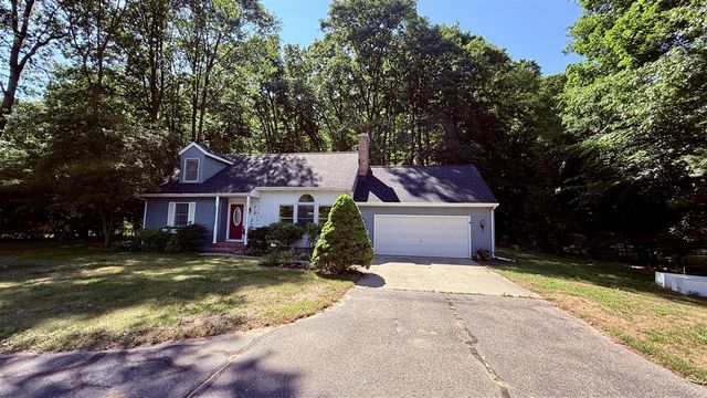 12637 Lakeshore Drive, Grand Haven, MI 49417