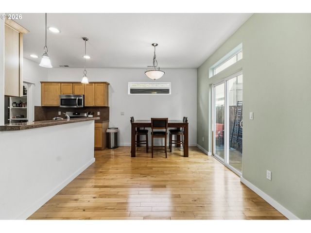 2527 PARK VIEW Dr, Eugene, OR 97408