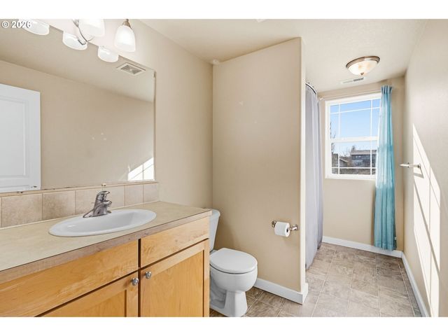 2527 PARK VIEW Dr, Eugene, OR 97408