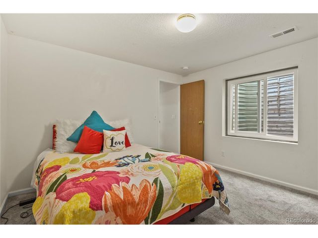 635 Fleming St, Colorado Springs, CO 80911