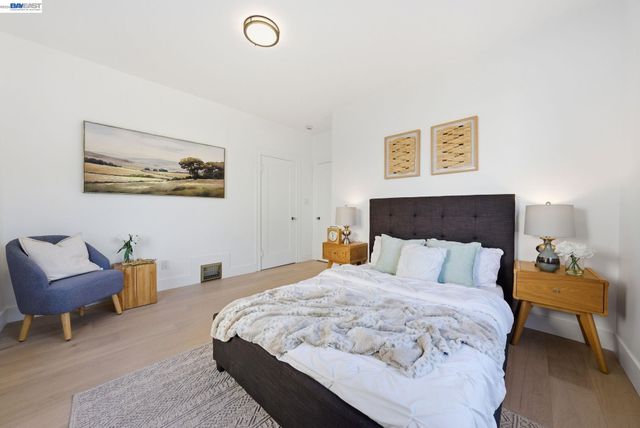 661 Brookwood Pl, Oakland, CA 94610