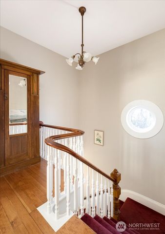 702 N Main Street, Coupeville, WA 98239