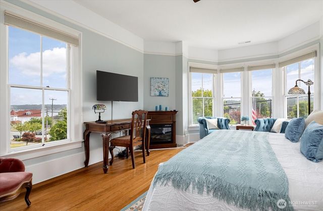 702 N Main Street, Coupeville, WA 98239