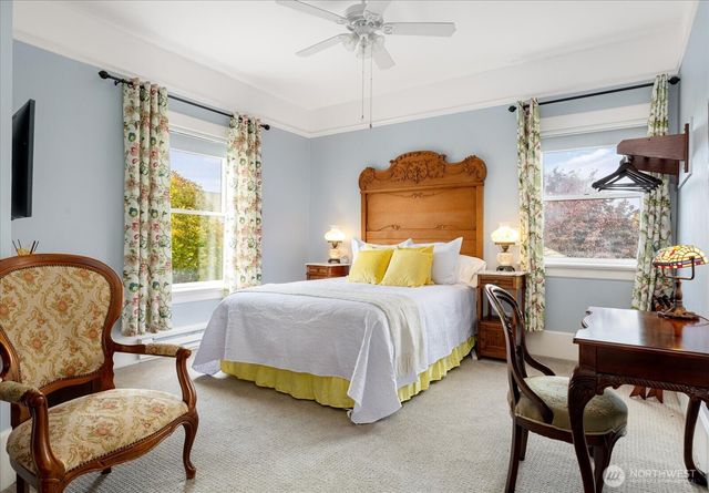 702 N Main Street, Coupeville, WA 98239